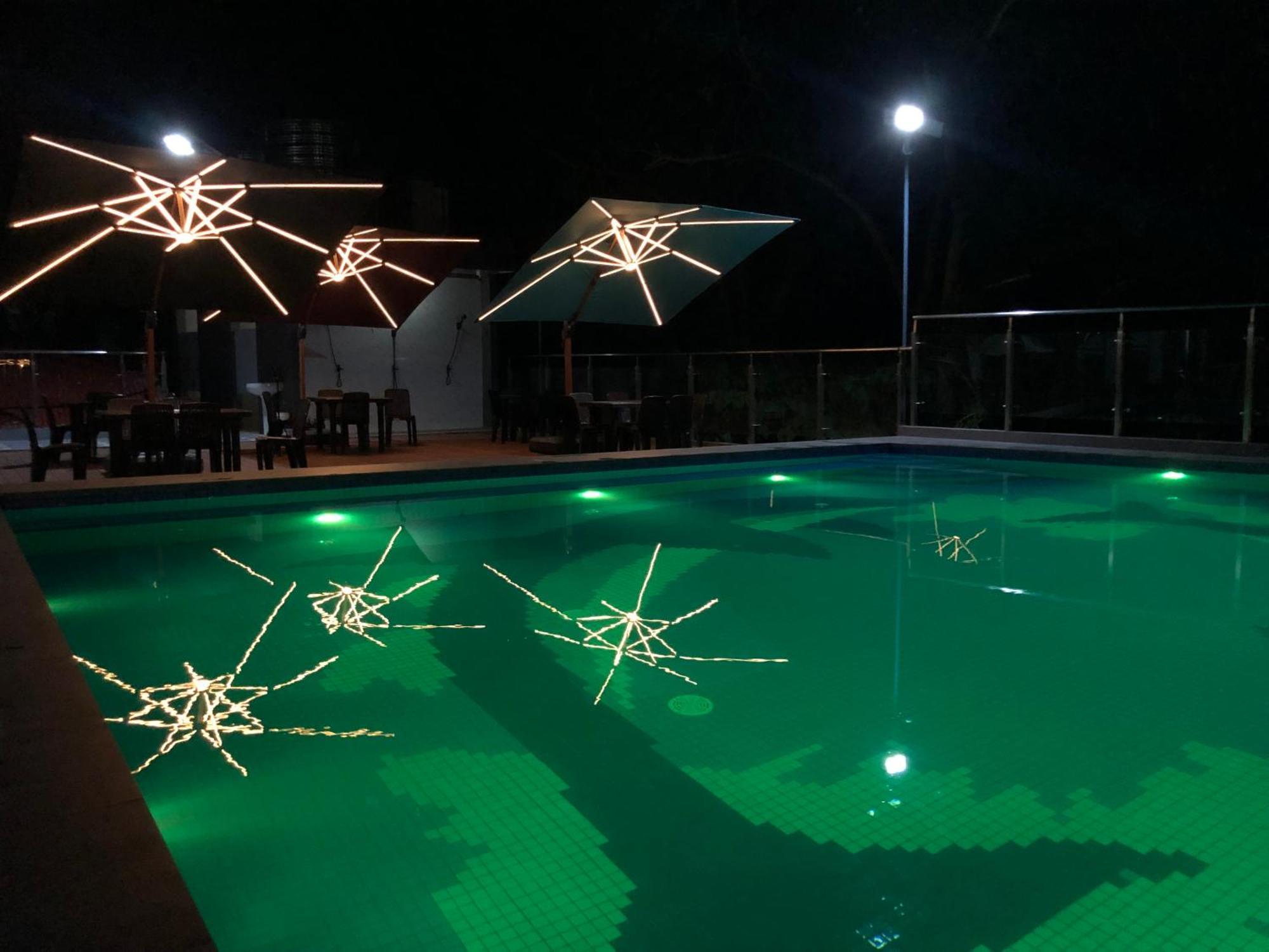 Sky Garden Hotel Coron Luaran gambar